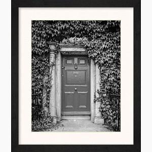 Старинная дверь