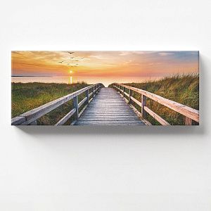 Закат на пирсе