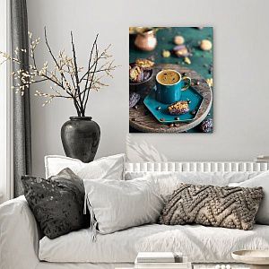 Чашка кофе с орехами