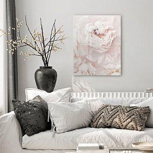 Белые пионы