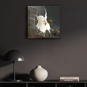 Белый цветок