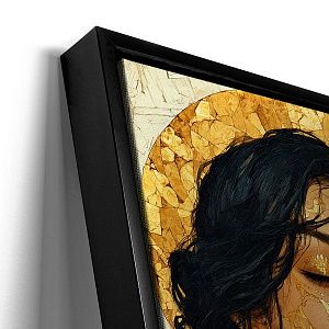 Девушка в золоте