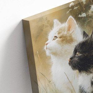 Котята на лугу