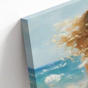 Девушка и море